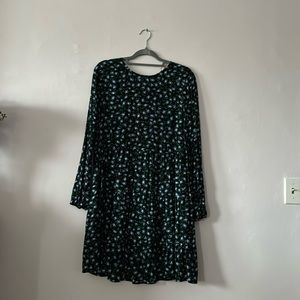 Like New Medium Floral Print Loft Dress with Pockets